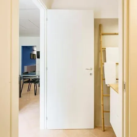 Apartment Brand New Large Studio With Parking - Opera Studio Milan