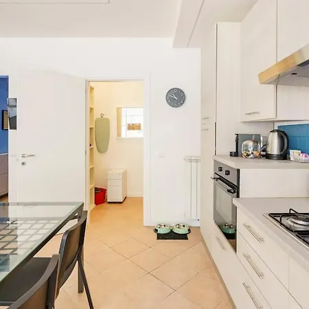 Apartment Brand New Large Studio With Parking - Opera Studio Milan